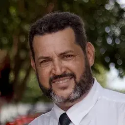 Eduardo Menezes